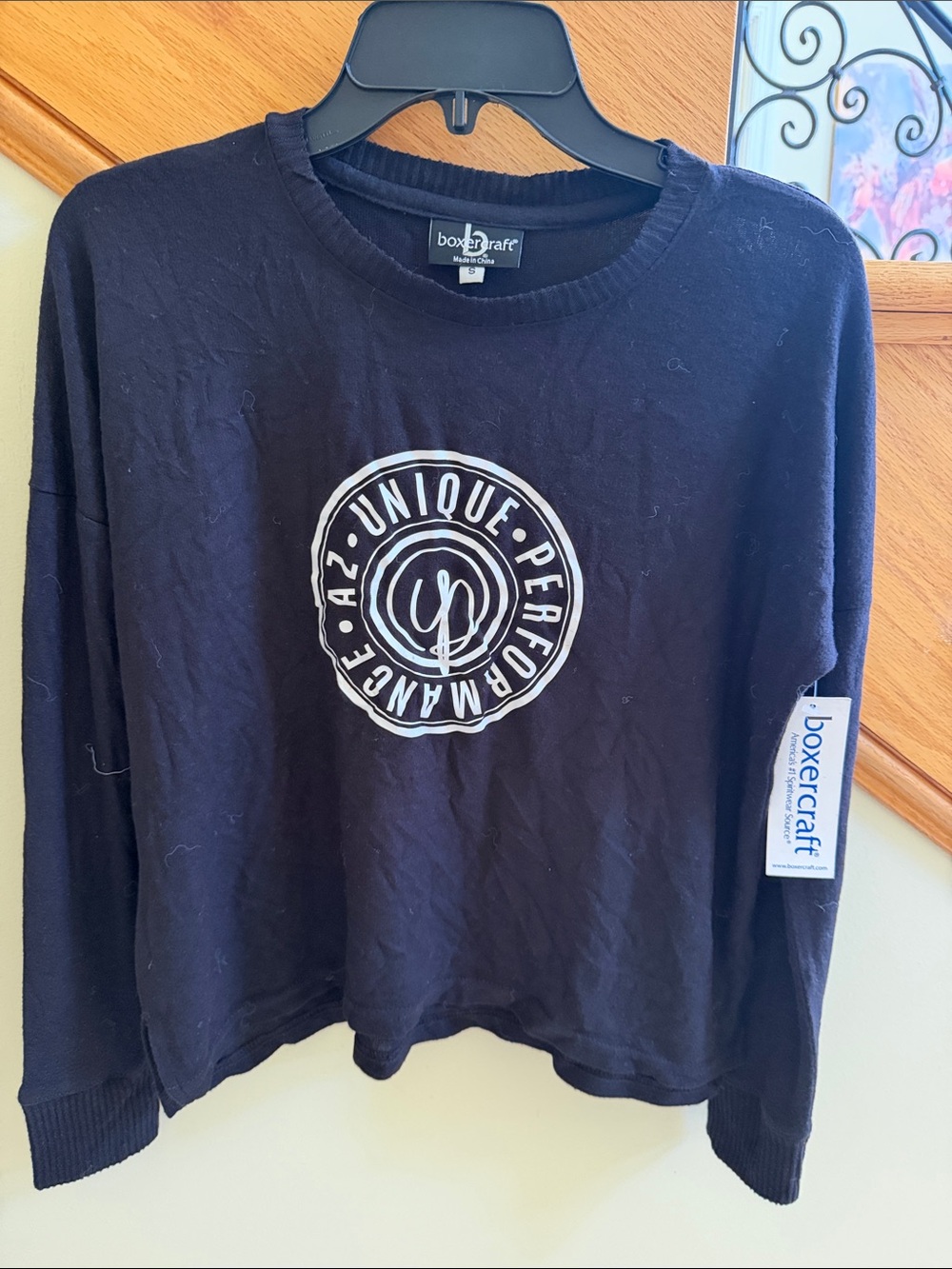 boxercraft Black Cuddle Boxy Crewneck Sweater with White Graphic Size Small NWT